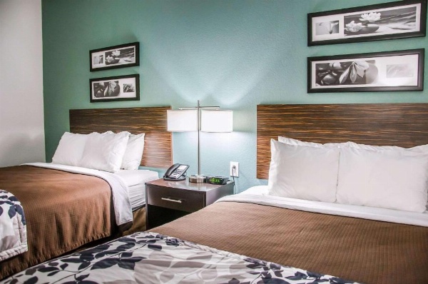 Sleep Inn & Suites Center image 22